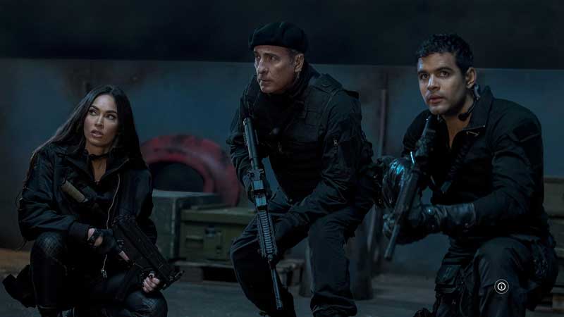 Andy Garcia, Jacob Scipio, og Megan Fox i Expendables 4 (2023). Foto: Lionsgate